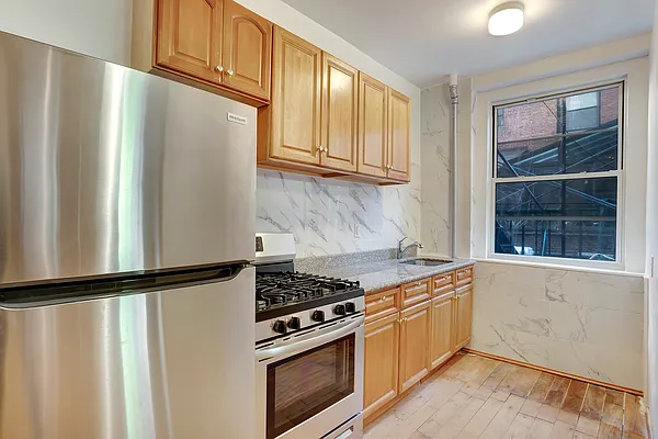 Rented by Compass | media 13