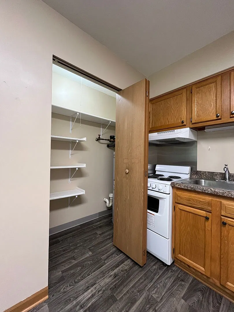 Studio unit in Pierceton — Photo 3
