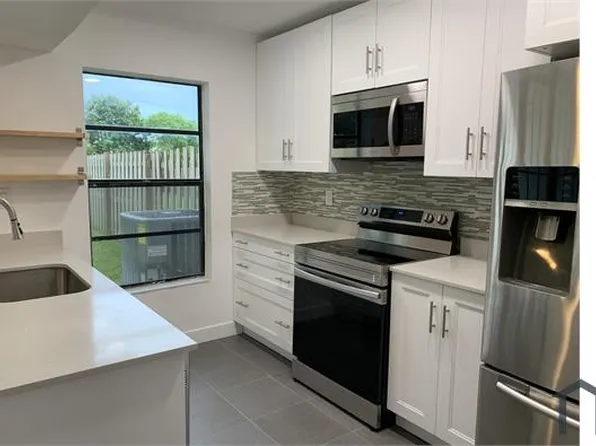 1214 The 12th Fairway, Wellington, FL 33414