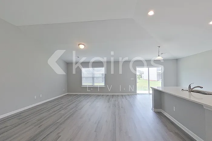 14 Duluth Dr — Photo 5