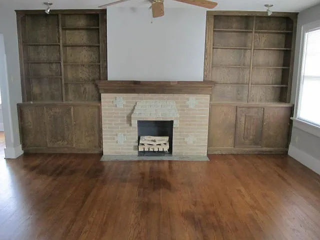 Building Photo - 2813 N Robinson Ave #2813