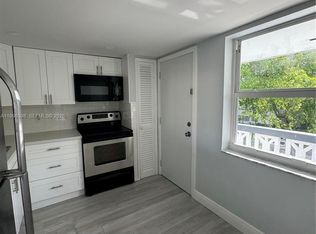 Second Forum Condo, Miami, FL 33179