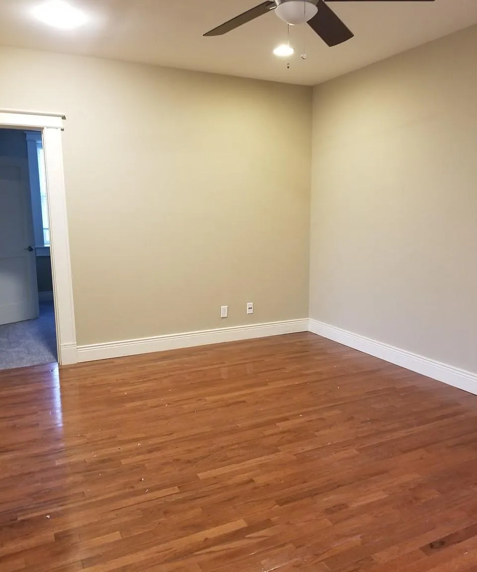 4101 Magnolia Ave — Photo 2