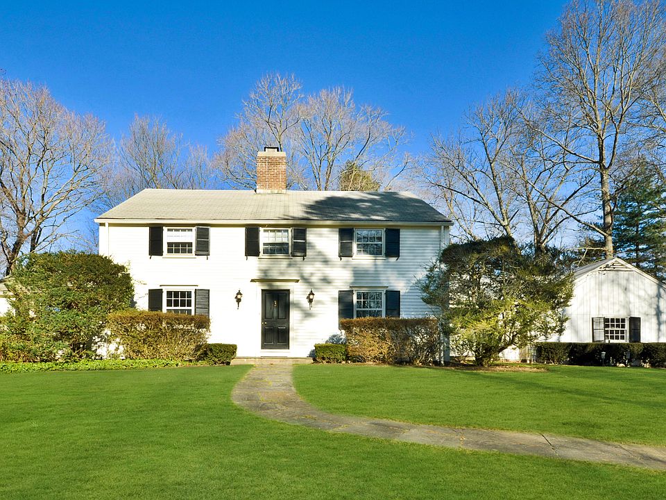 1st image of 15 White Oak Ln
