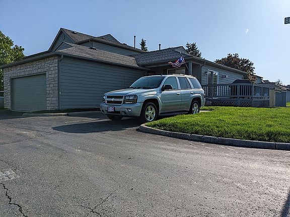 3rd image of 5881 Blendon Place Dr