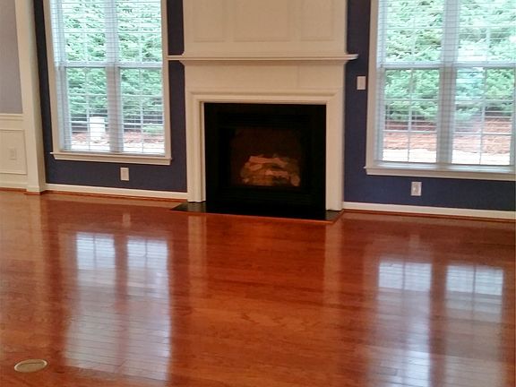 Family Room w/ Fireplace