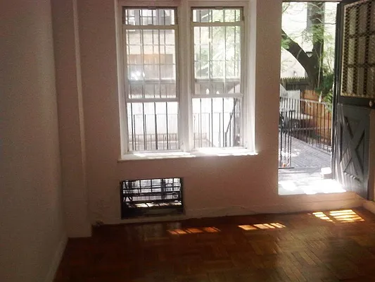 Rented by Sky Management | media 20