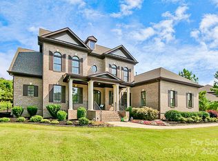 1007 Princesa Dr, Matthews, NC 28104