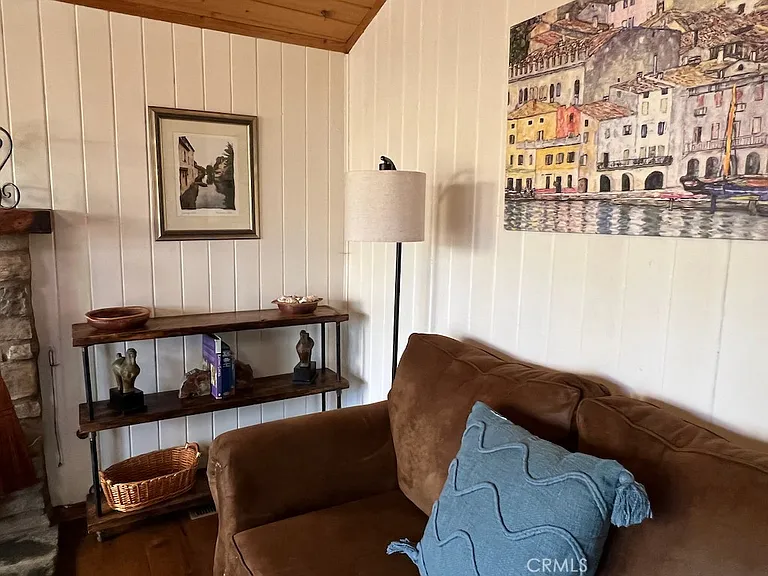 456 S Skyline Dr — Photo 24