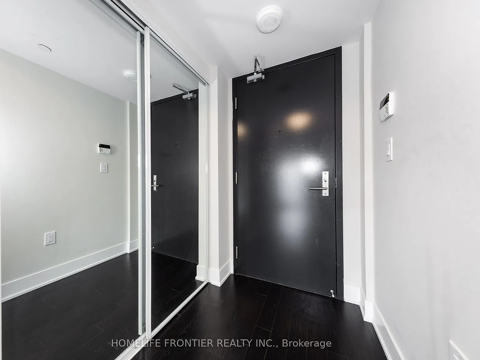 1 bed, $2,300 — Photo 2