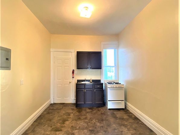 331 Grand St APT 8