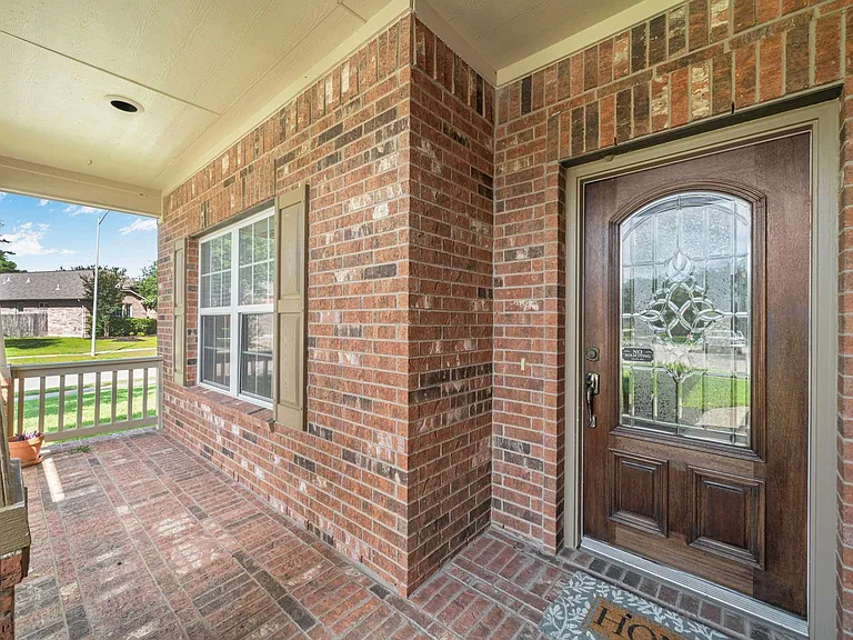 25210 Doves Gate Ct — Photo 5