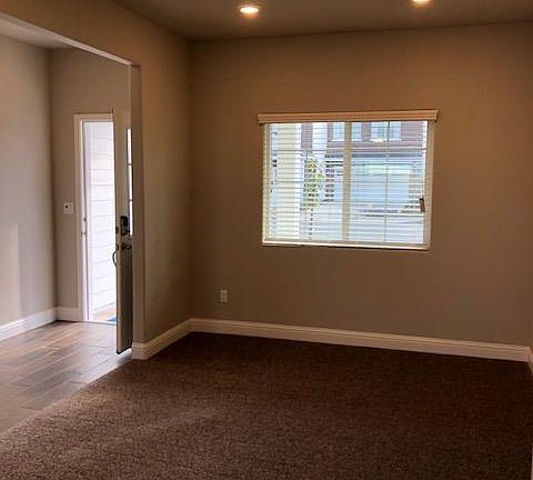 5th image of 6050 E Fedora Ave