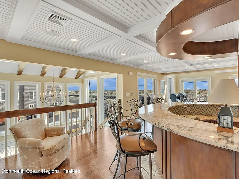 1101 S Ocean Ave — Photo 38