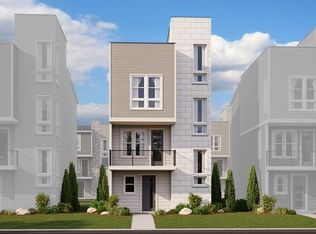 5175 Queen Ct, Arvada, CO 80002