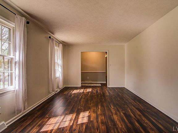 5th image of 156 Worley Dr