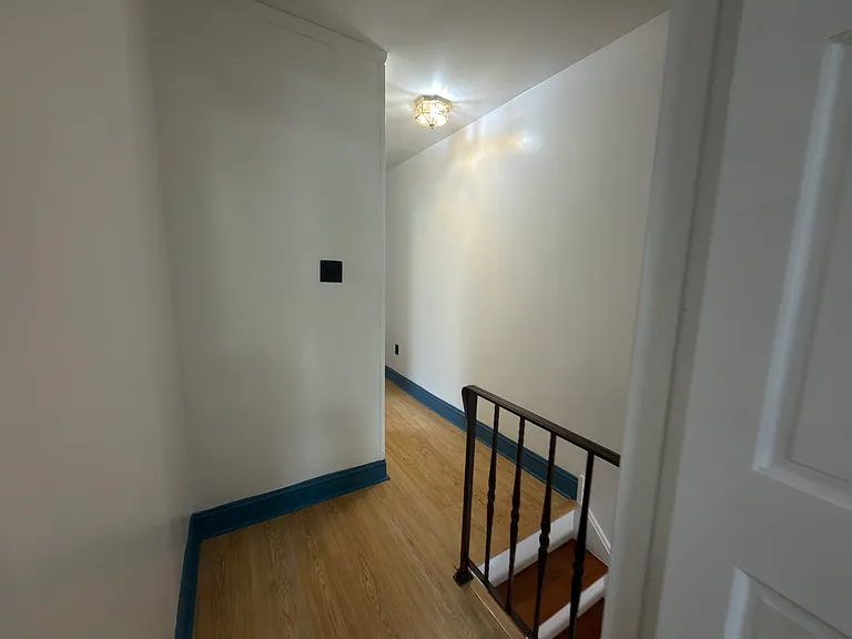 2522 S 8th St — Photo 11