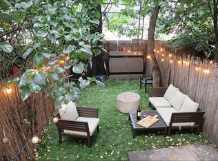 209 24th St APT 1L, Brooklyn, NY 11232