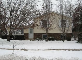 25 Sheehan Dr, Lake Villa, IL