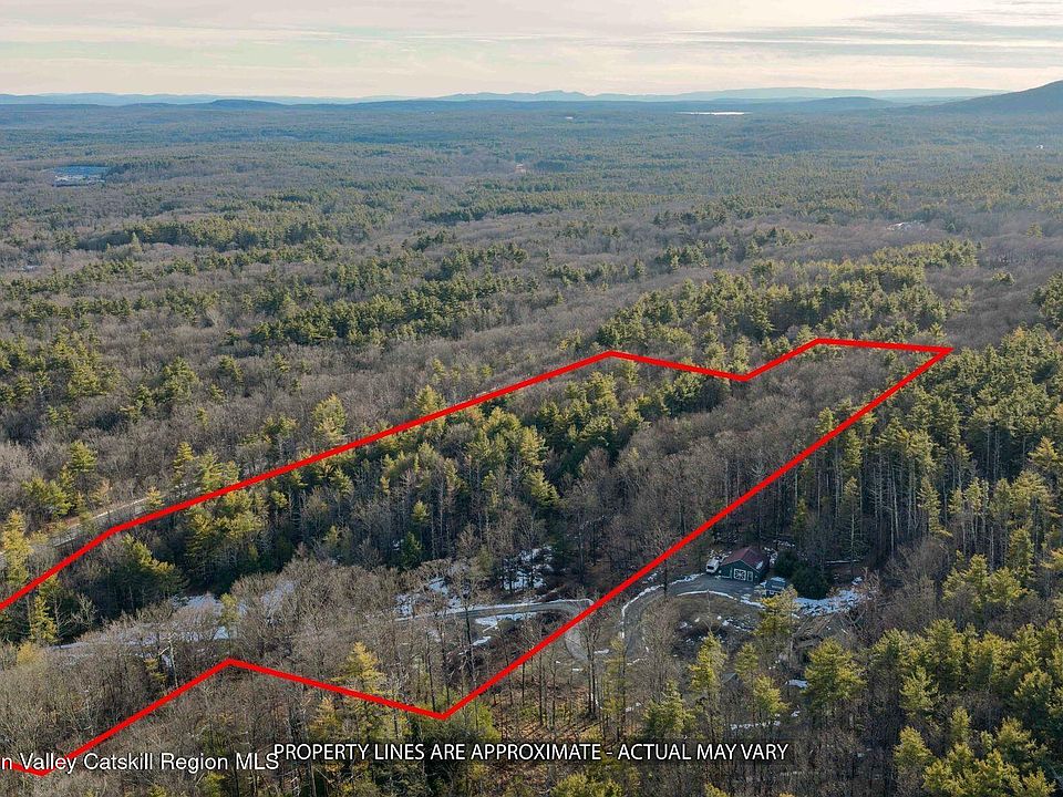 1st image of 95 (75) W Saugerties Road