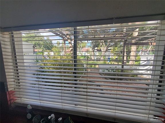 5th image of 120 Sunflower Ave