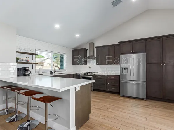 19407 N 8th Ave, Phoenix, AZ 85027