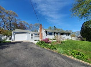 87 Massachusetts Rd, Oakdale, CT 06370
