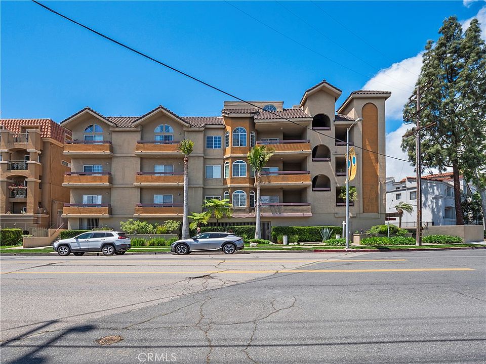 1st image of 4301 Fulton Ave APT 303