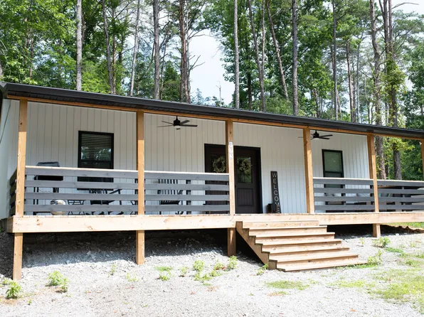 172 Dixie Pine Dr, Burnside, KY 42519
