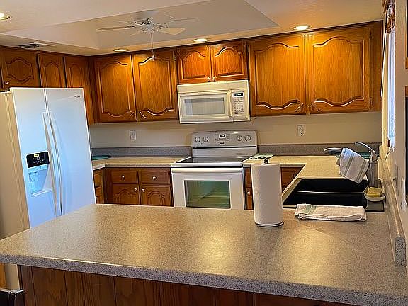 4th image of 12212 N Paradise Village Pkwy S APT 422C