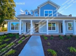 411 Perry Ave, Greenville, SC 29601