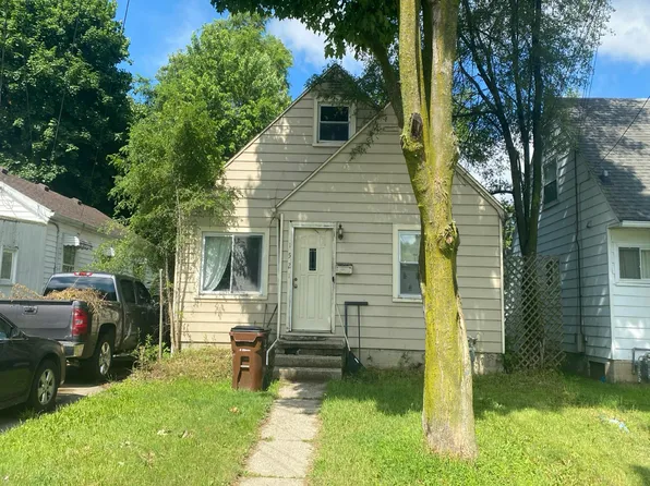 1521 Glenrose Ave, Lansing, MI 48915
