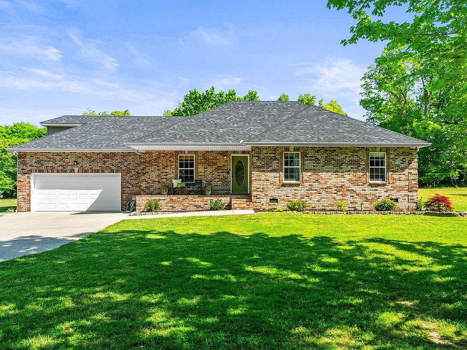 1st image of 1011 Adam Ct