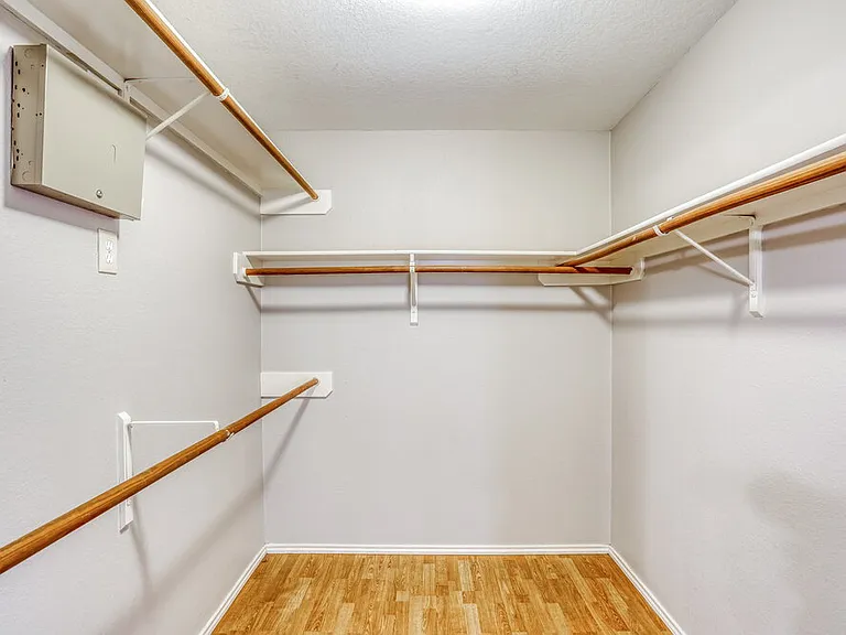 3605 Teal Glen St — Photo 12