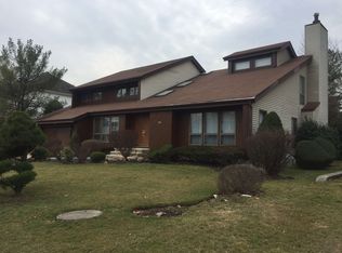 104 Meade Loop, Staten Island, NY 10309