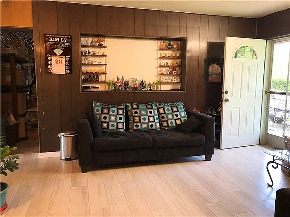 3rd image of 14516 Daring Ave