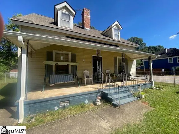 12 Bryant St, Greenville, SC 29611