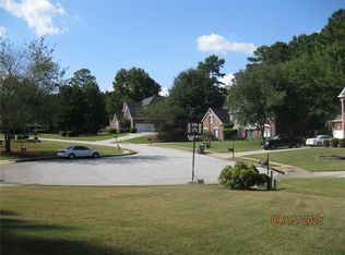 1105 Wake Robin Cir SW, Lilburn, GA 30047