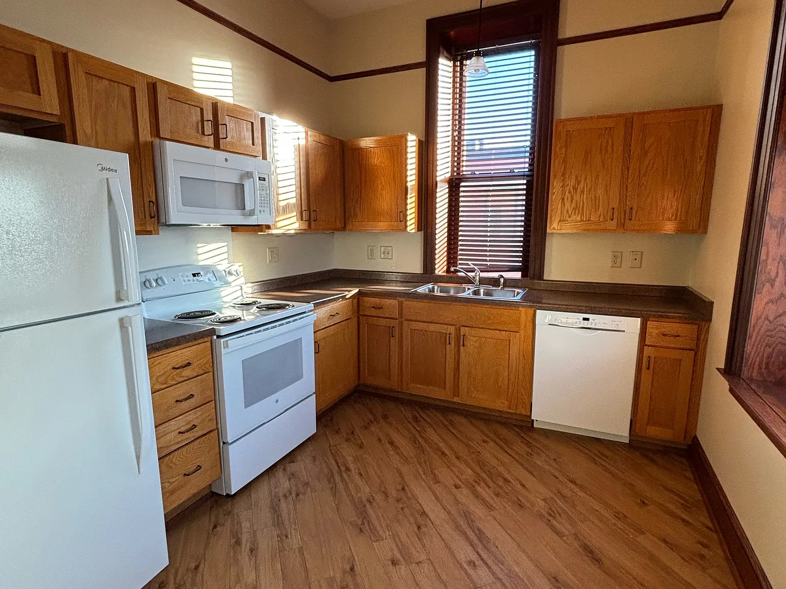Washington Apartments - 301 — Photo 3