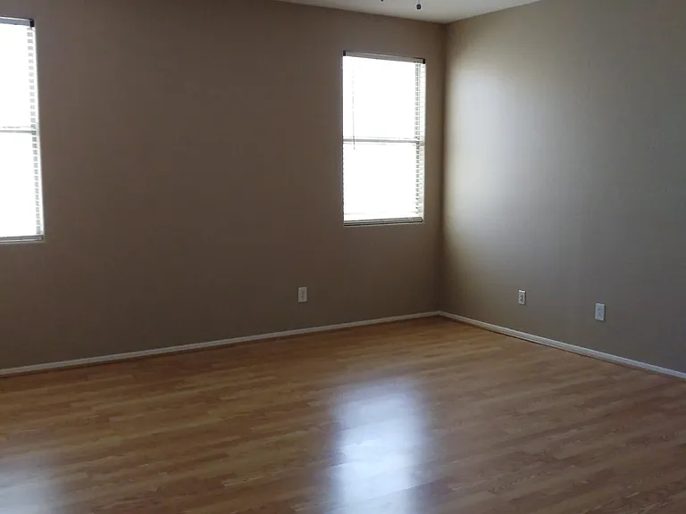 45599 W Tucker Rd — Photo 7