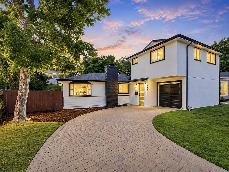 1st image of 444 Amaral Cir