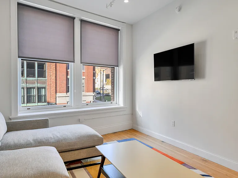 Orono Lofts — Photo 10