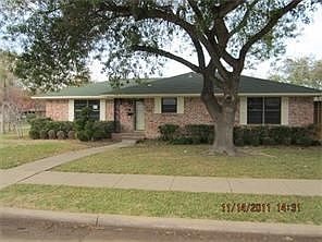 1st image of 1717 Charlotte Dr