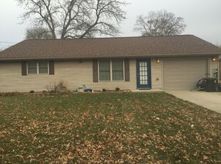 172 S. Cash St., Seneca, IL 61360