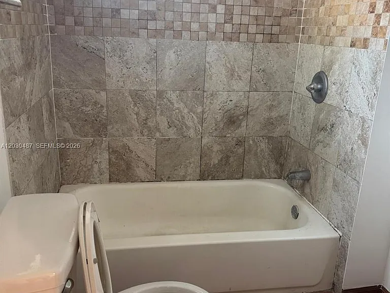 2107 Secoffee St #3 — Photo 17