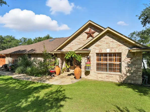 10027 Creekwood, Spring Branch, TX 78070