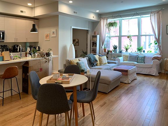 2nd image of 604-606 S 9th St #302