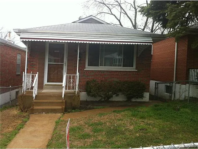 3825 Illinois Ave photo 1