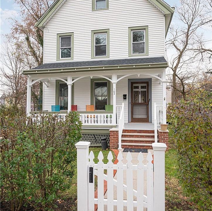 1st image of 105 Castle Heights Avenue