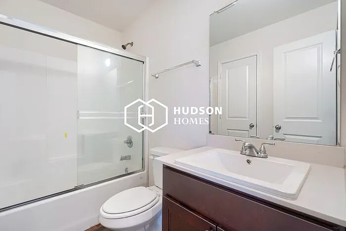 3511 E Colgate St — Photo 10